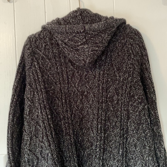 Torrid hooded sweater Beautiful sweater size 3 which is a size 22/24 - Picture 3 of 12